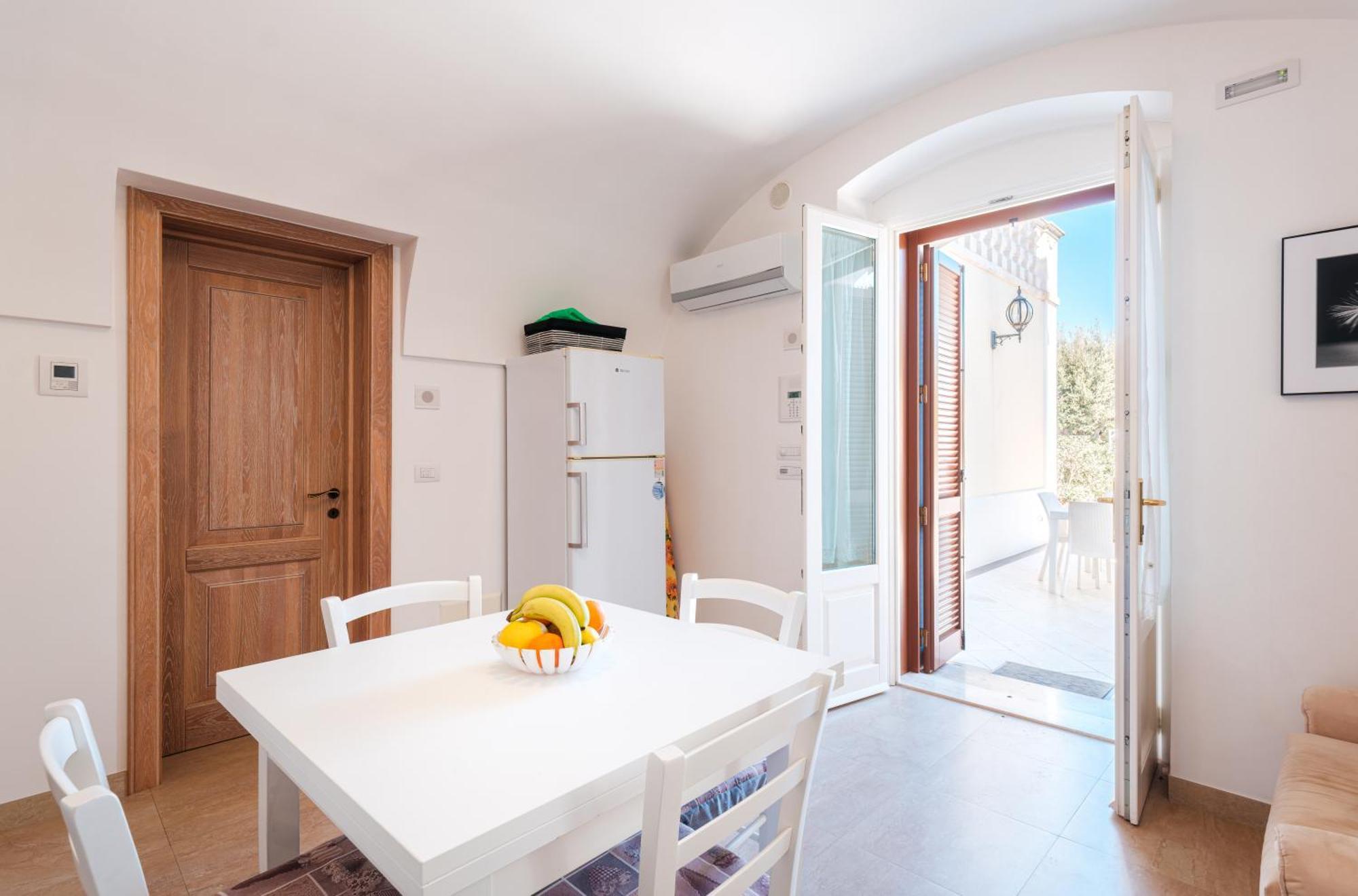 Villa Donna Franca By Sthey โมโนโปลี ภายนอก รูปภาพ
